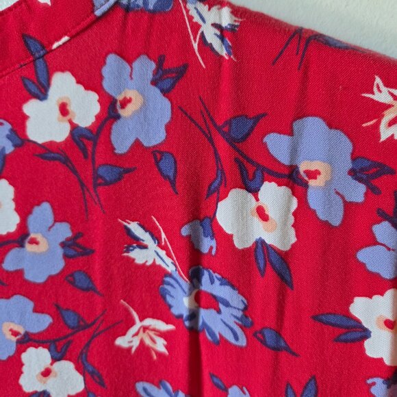 EUC EXPRESS RED FLORAL  V NECK BUTTONED SHORT DRESS SIZE LARGE - Picture 10 of 16